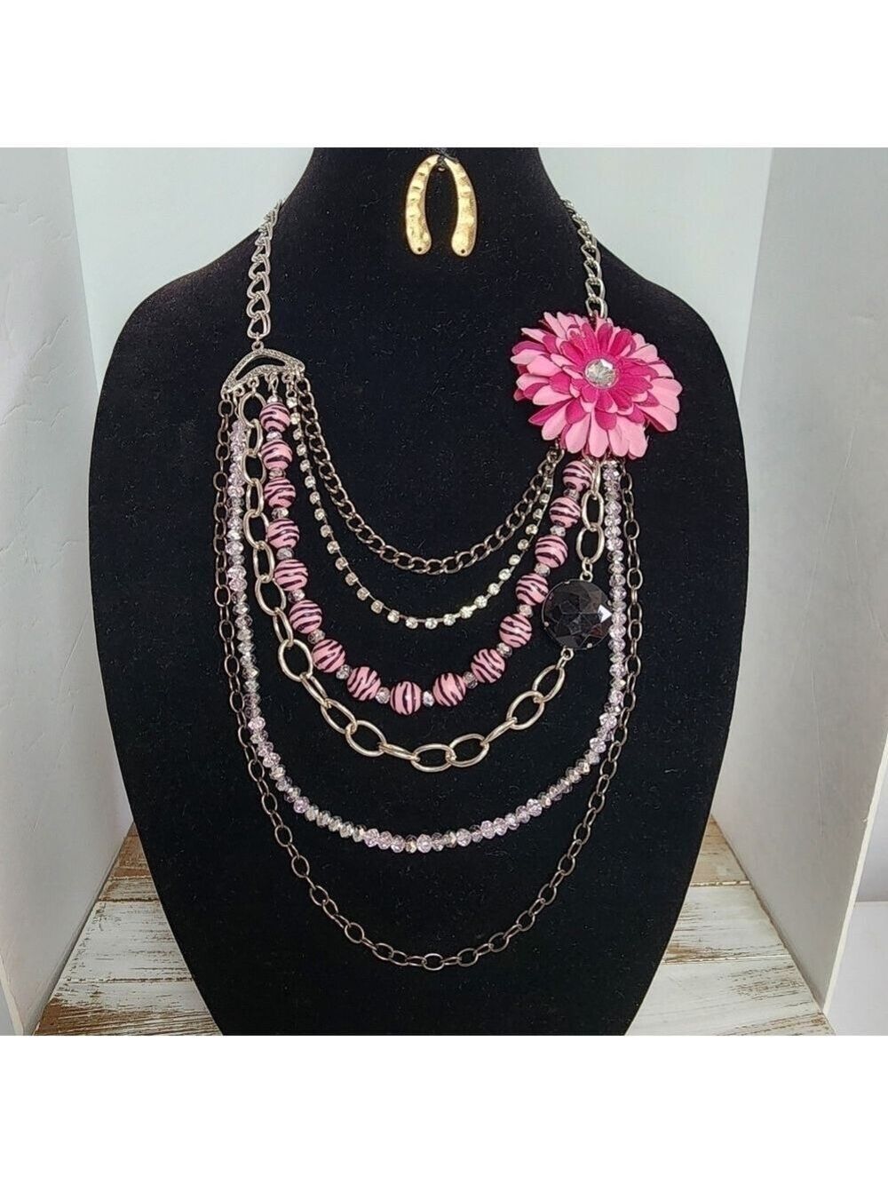 Pink Floral Multi-Strand chains fashion necklace NWOT beaded rhinestones Flower